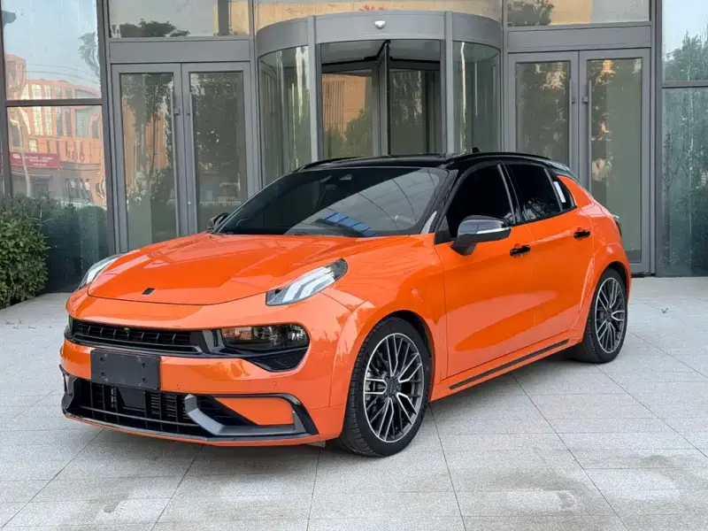 Lynk & Co 02 Hatchback