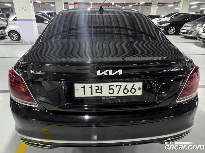 Kia Quoris (K9)