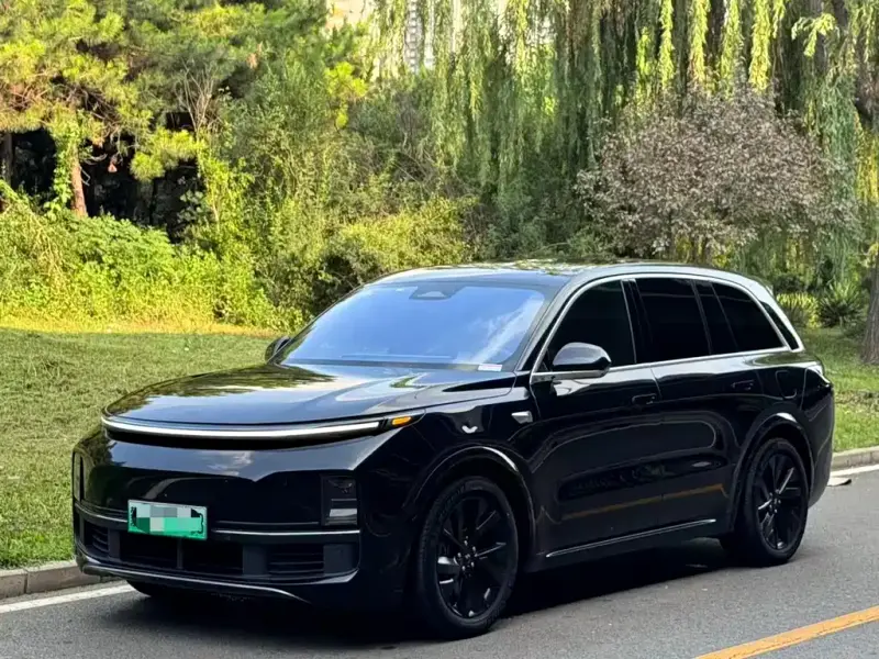Li Auto L8