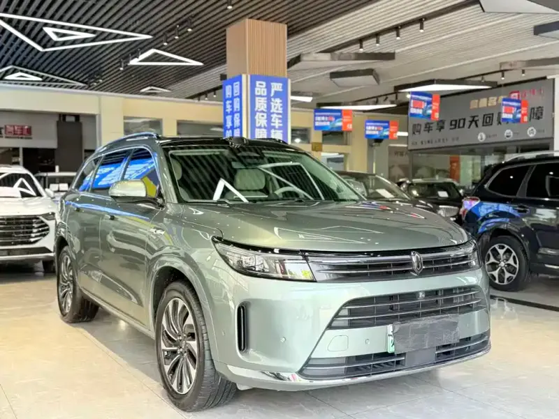 AITO M7