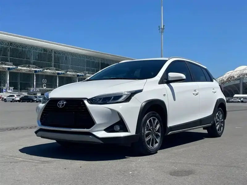 Toyota Yaris L