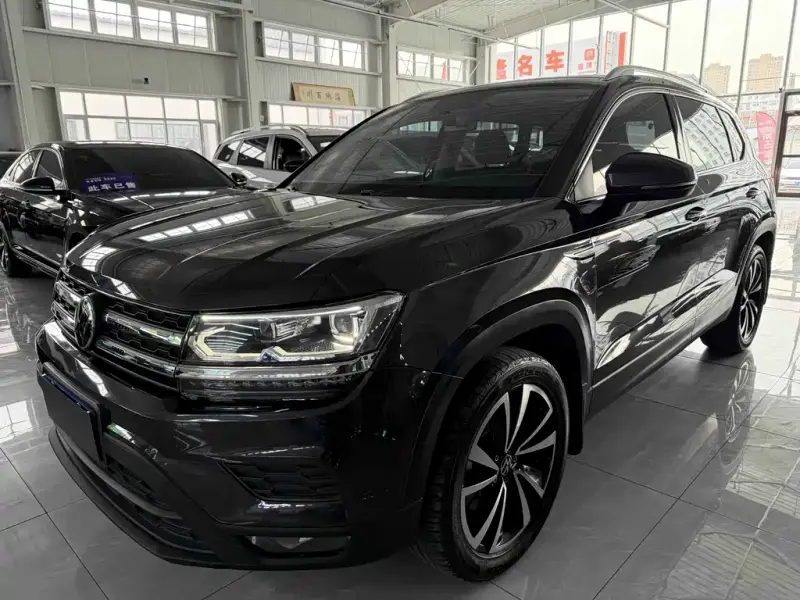 Volkswagen Tharu