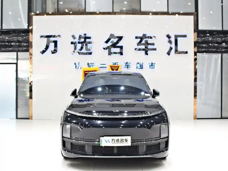 Li Auto L8