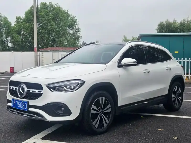 Mercedes-Benz GLA