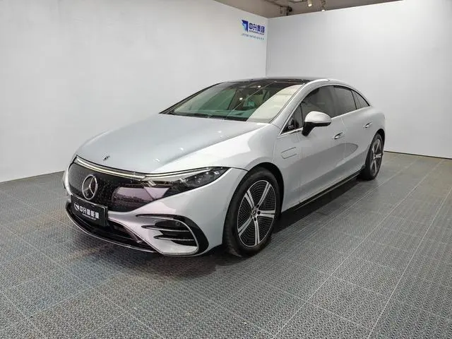 Mercedes-Benz EQS