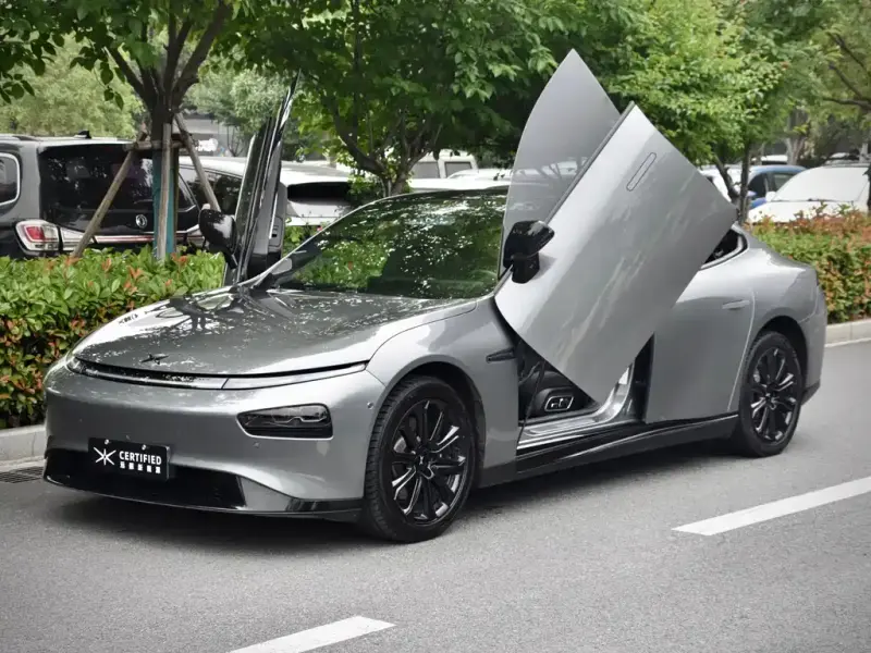 XPeng P7