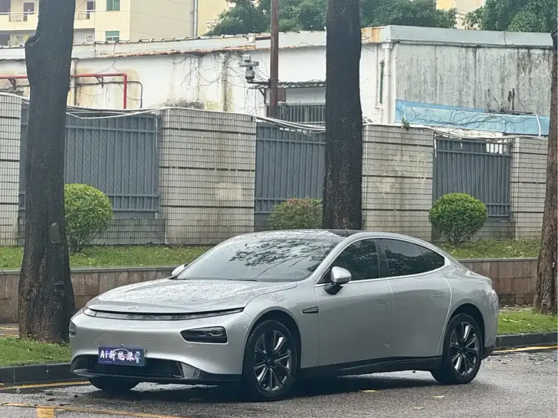 XPeng P7