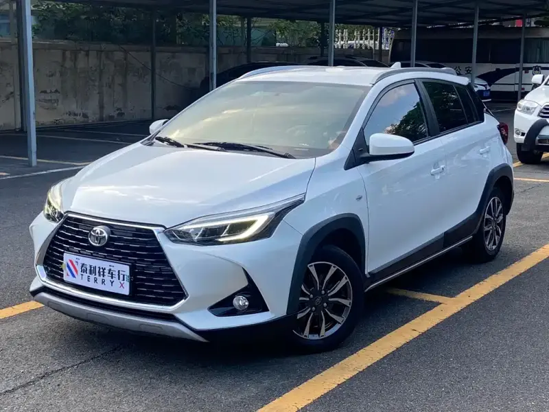Toyota Yaris L