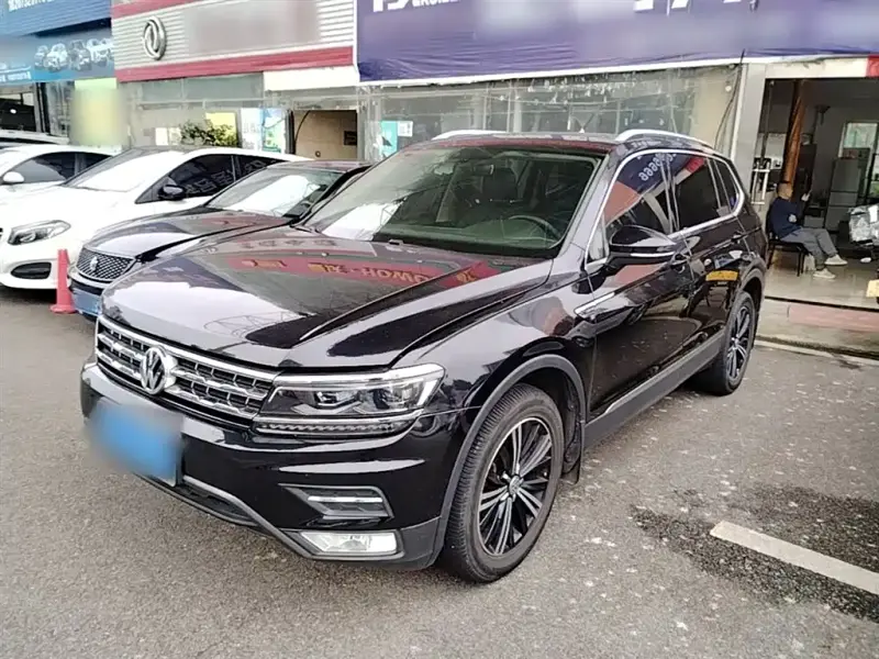 Volkswagen Tiguan L