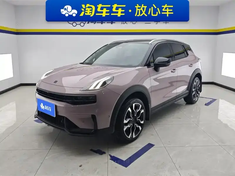 Lynk & Co 06