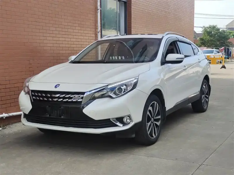 Venucia T90