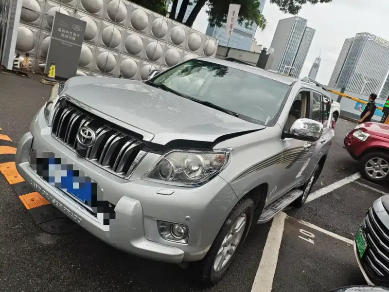 Toyota Prado