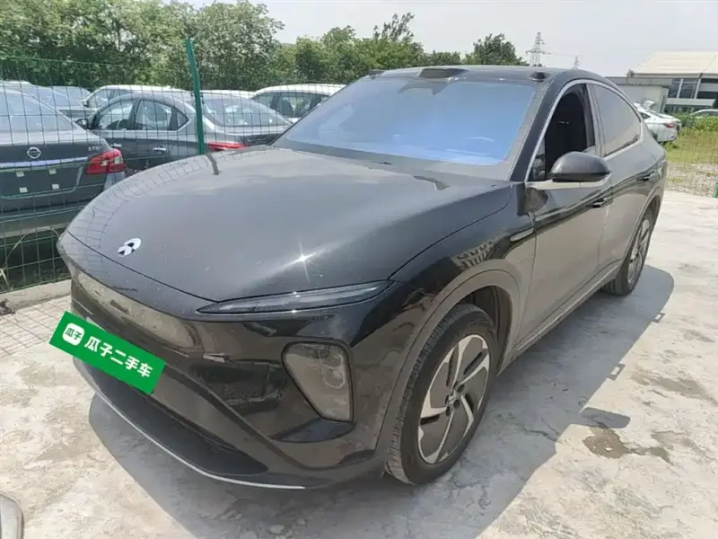 NIO EC7