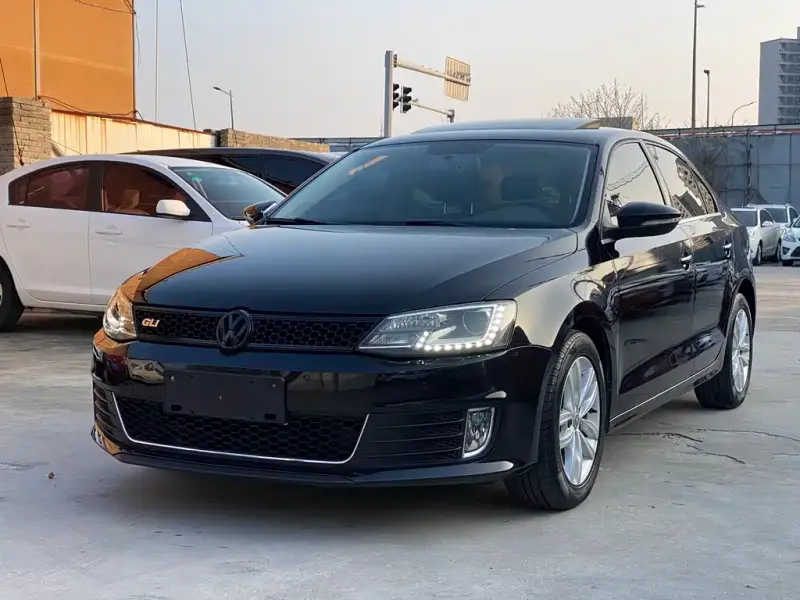 Volkswagen Sagitar