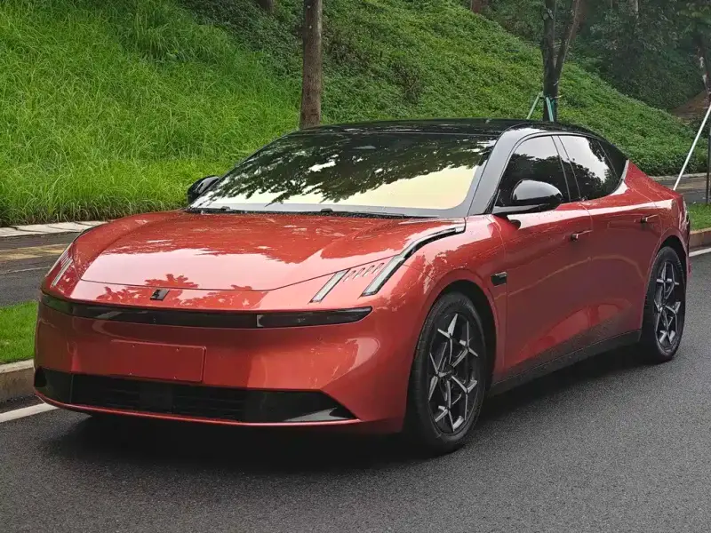 Lynk & Co Z10