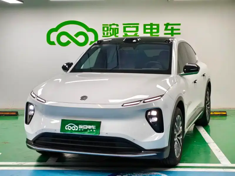 NIO EC6