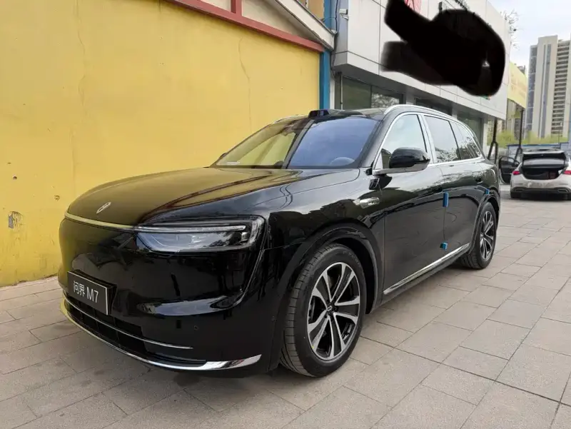 AITO M7