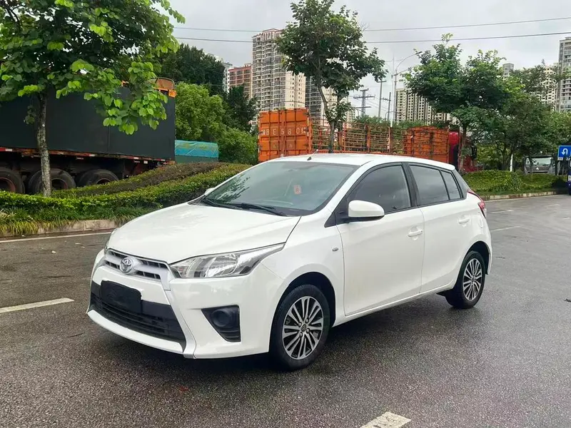 Toyota Yaris L