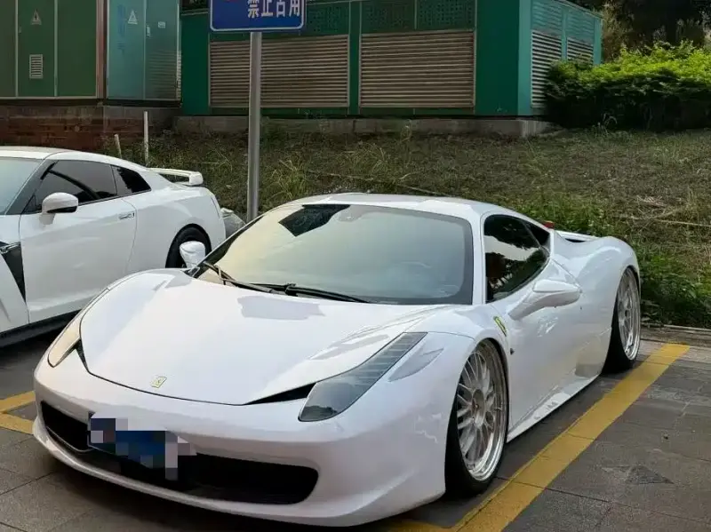 Ferrari 458