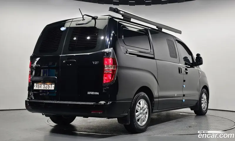 Hyundai H-1 (Starex)