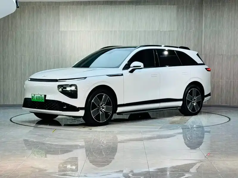 XPeng G9