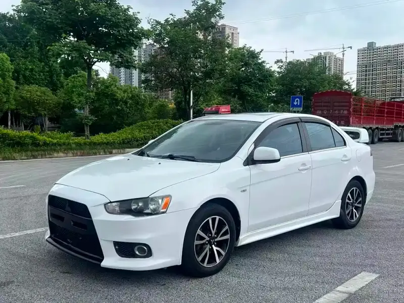 Mitsubishi Lancer EX