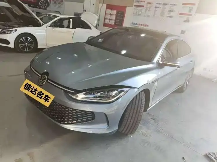 Volkswagen Lamando