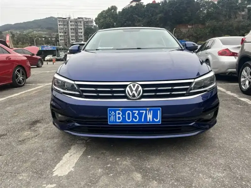 Volkswagen Lamando