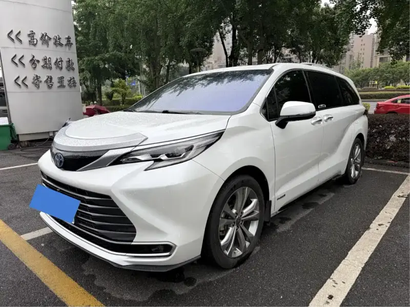 Toyota Sienna