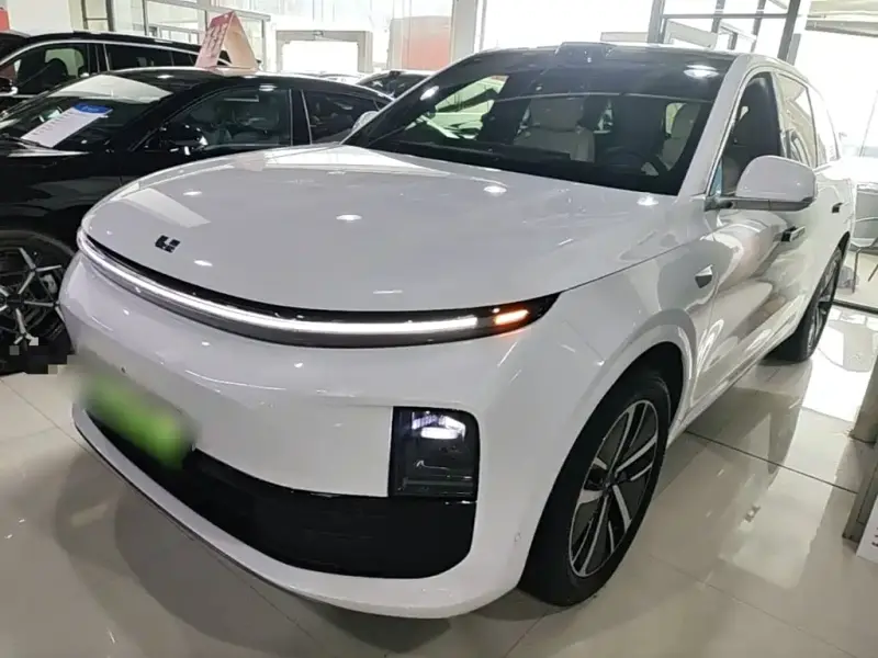 Li Auto L6
