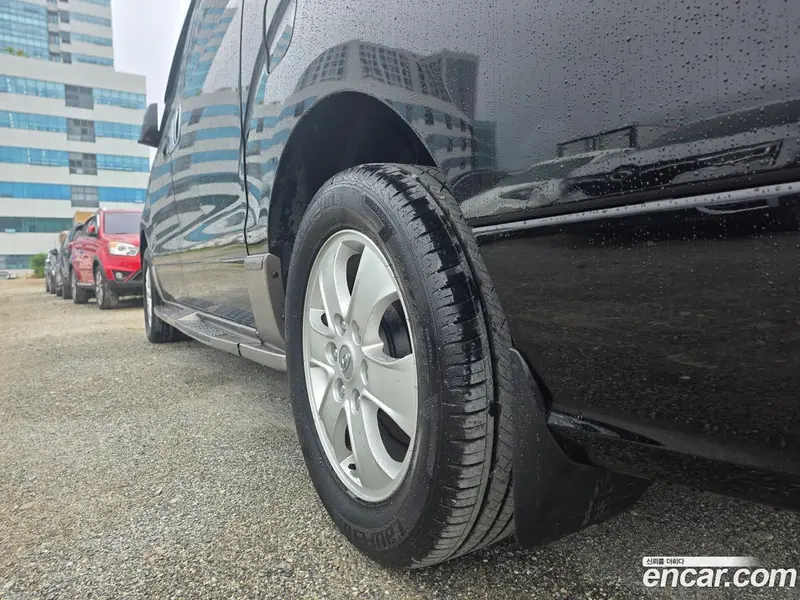 Hyundai H-1 (Starex)