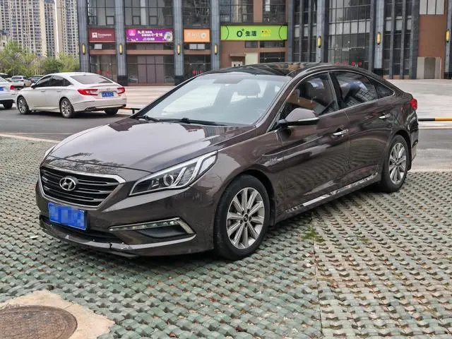 Hyundai Sonata LF