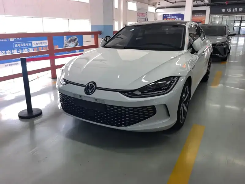 Volkswagen Lamando