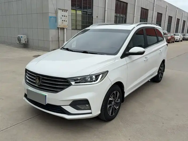 Baojun 360