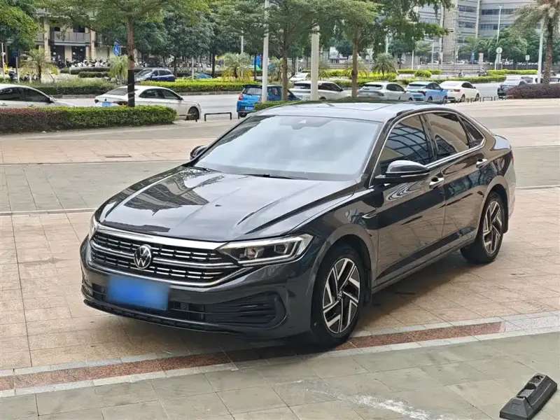 Volkswagen Sagitar