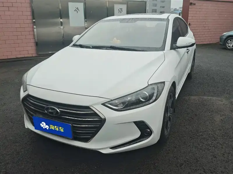 Hyundai Elantra