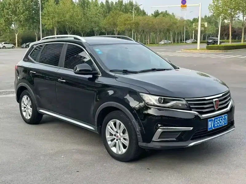 Roewe MG HS (RX5)