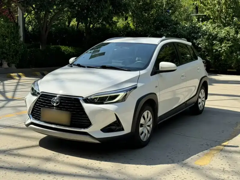 Toyota Yaris L