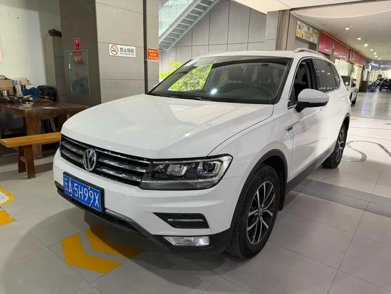 Volkswagen Tiguan L