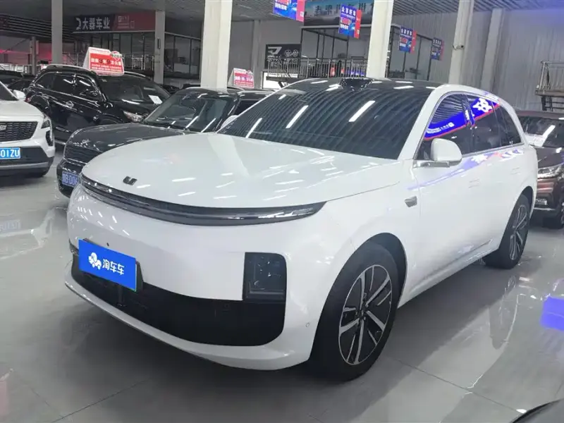 Li Auto L6
