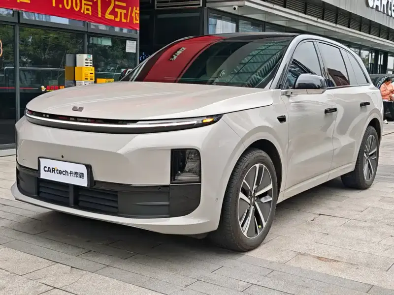 Li Auto L6