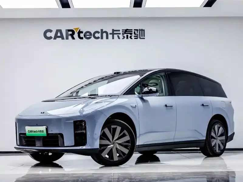 Li Auto i8