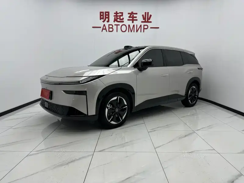 Toyota Bozhi 3X