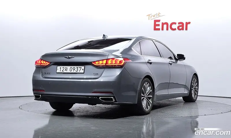 Hyundai Genesis