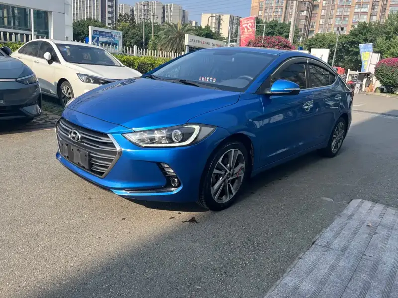 Hyundai Elantra