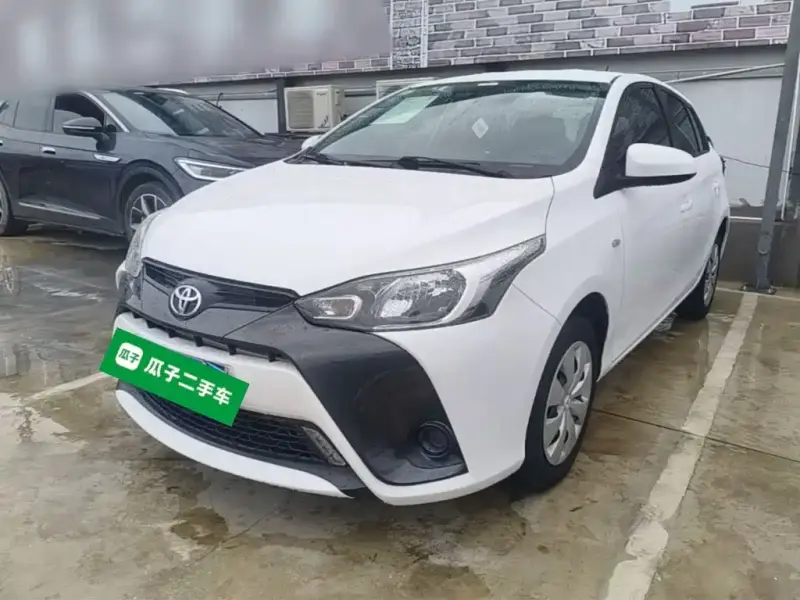 Toyota Yaris L