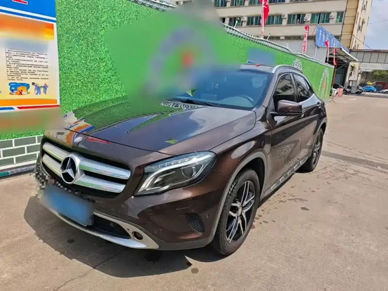 Mercedes-Benz GLA