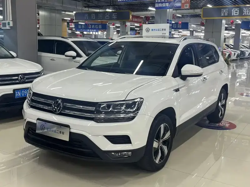 Volkswagen Tharu