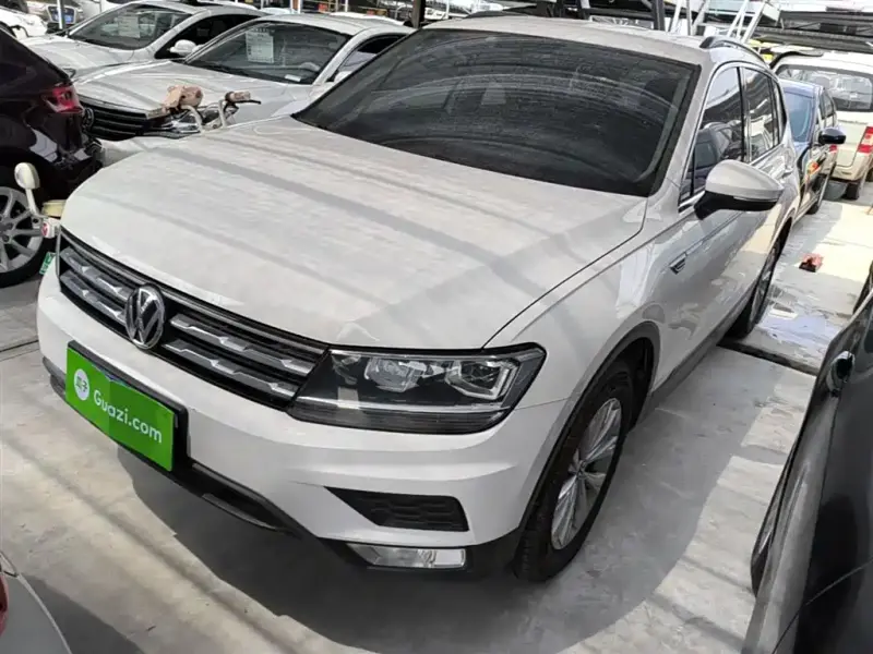 Volkswagen Tiguan L