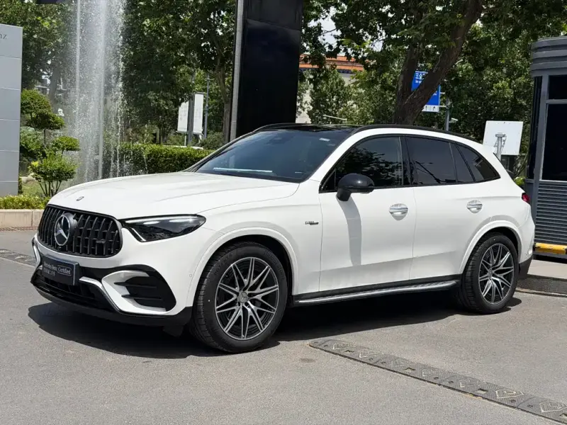 Mercedes-Benz GLC AMG